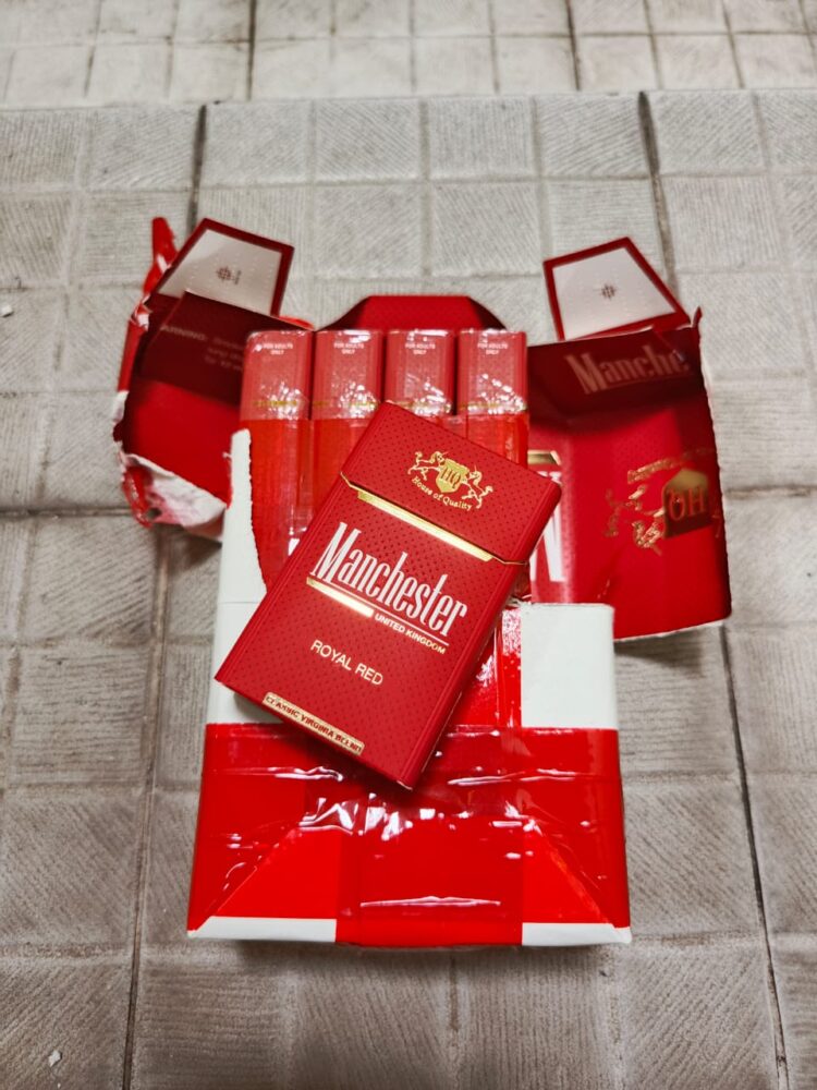 Manchester Red Royal - Gambar 3